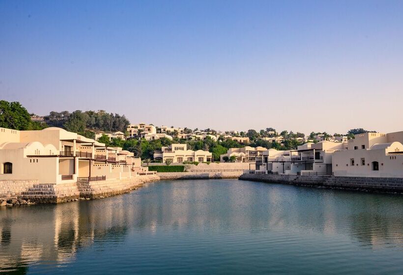 هتل The Cove Rotana Resort Ras Al Khaimah