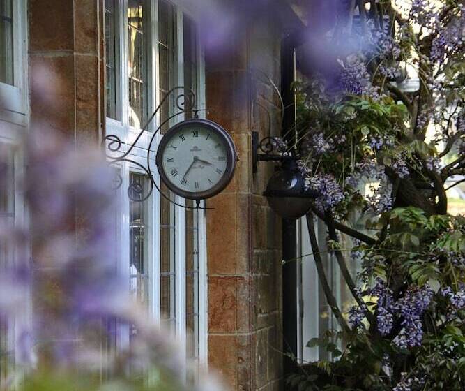 Hotel The Grange At Oborne