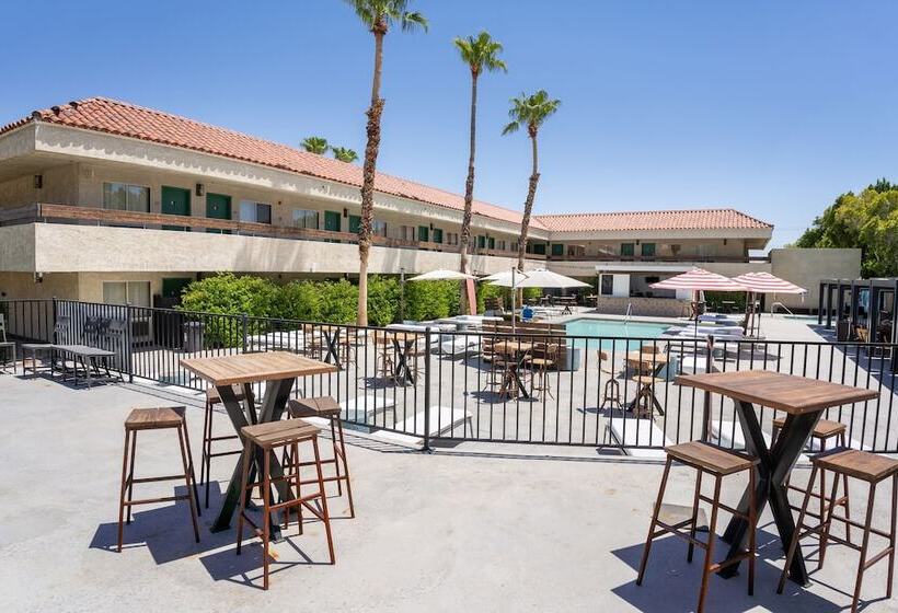 Отель The Infusion Beach Club