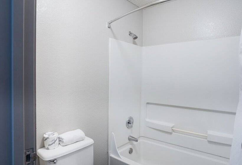 Отель The Infusion Beach Club