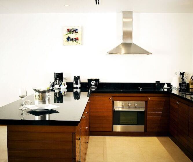 בית מלון כפרי The Residence Resort