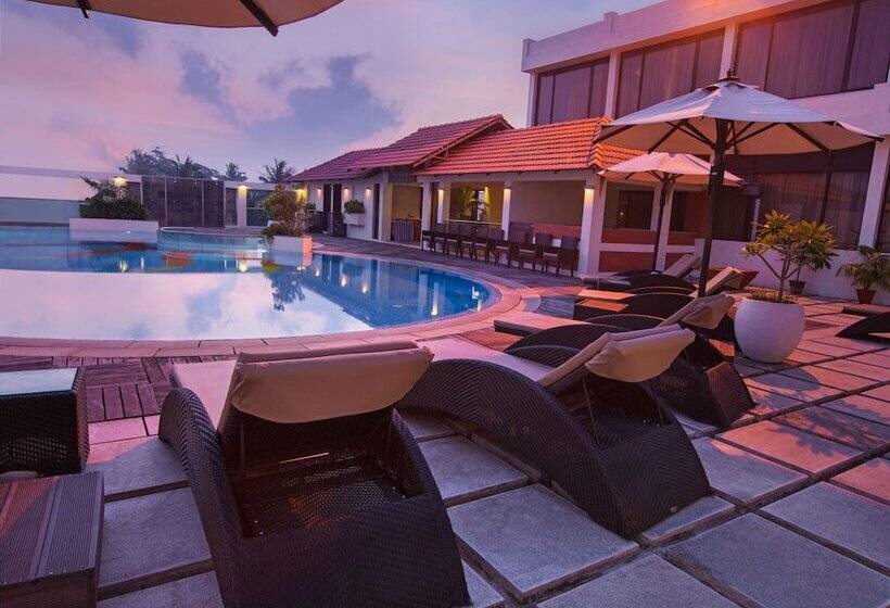 בית מלון כפרי The Sunway Manor