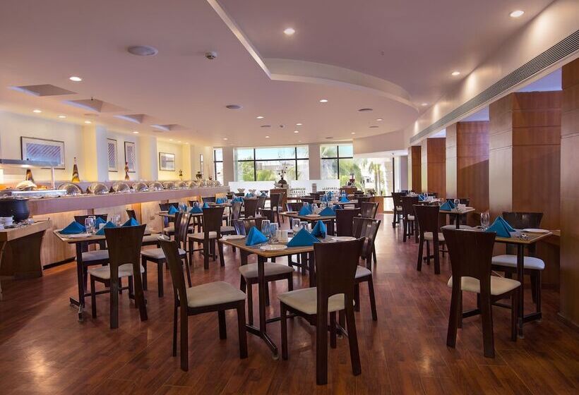 בית מלון כפרי The Sunway Manor