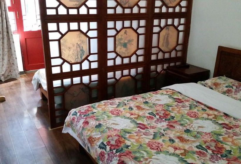 Отель Tiananmen Best Year Courtyard