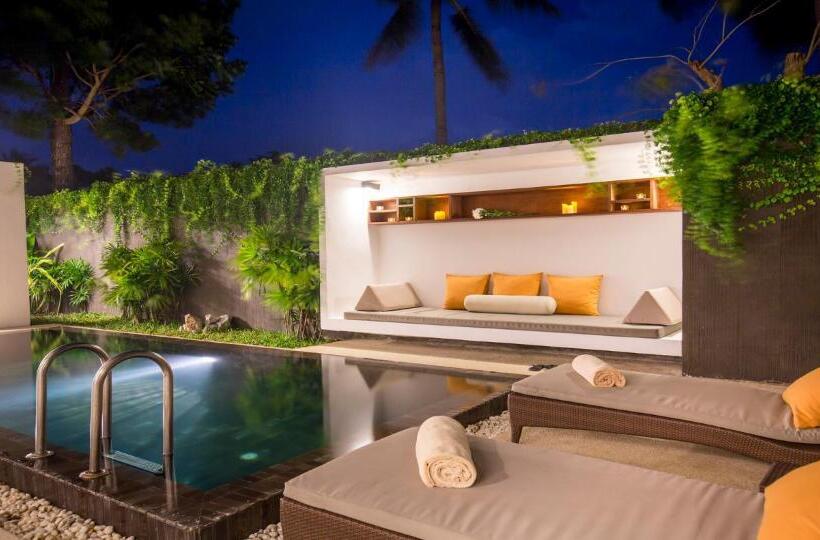 בית מלון כפרי Tolani Resort Koh Samui