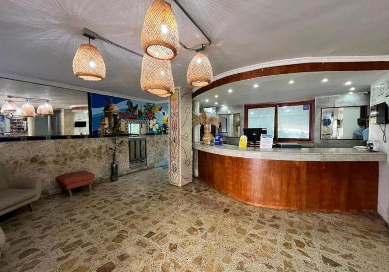 Отель Toledo Fl