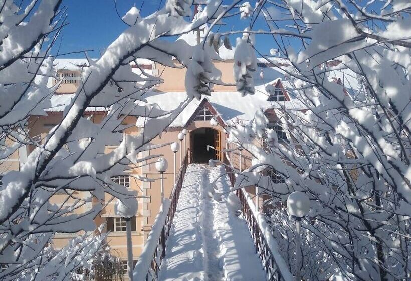 هتل Toshali Royal View Resort