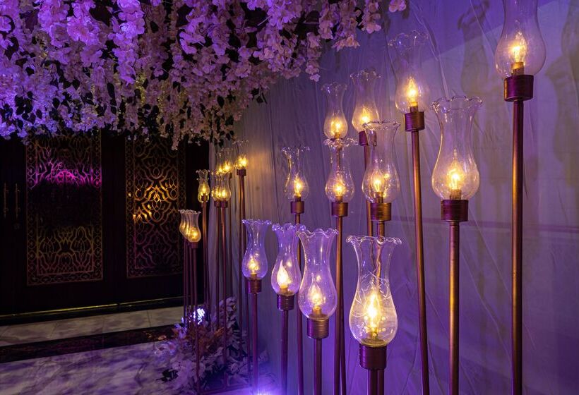 هتل Triumph Plaza