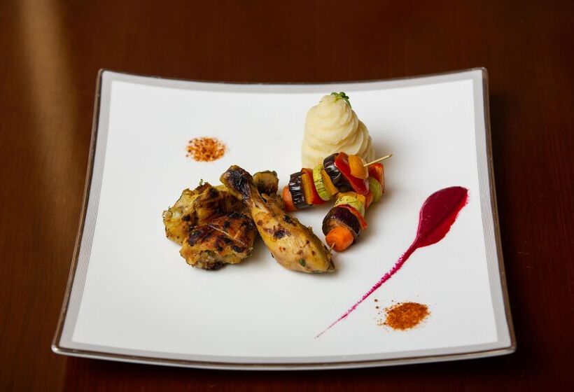 هتل Triumph Plaza