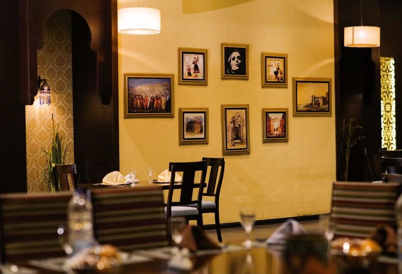 هتل Triumph Plaza