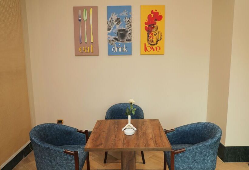 هتل Triumph Plaza