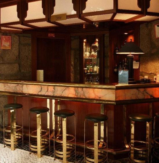 Отель Universal