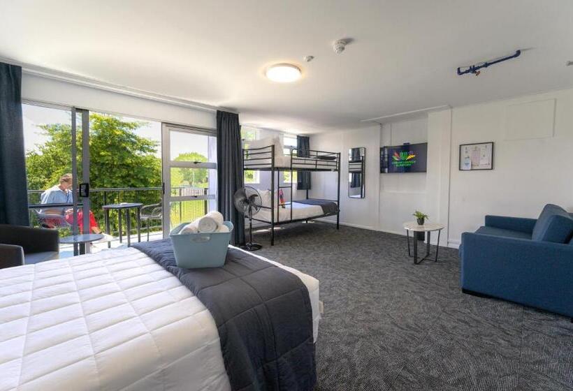 Отель Urban Lounge Sleepery