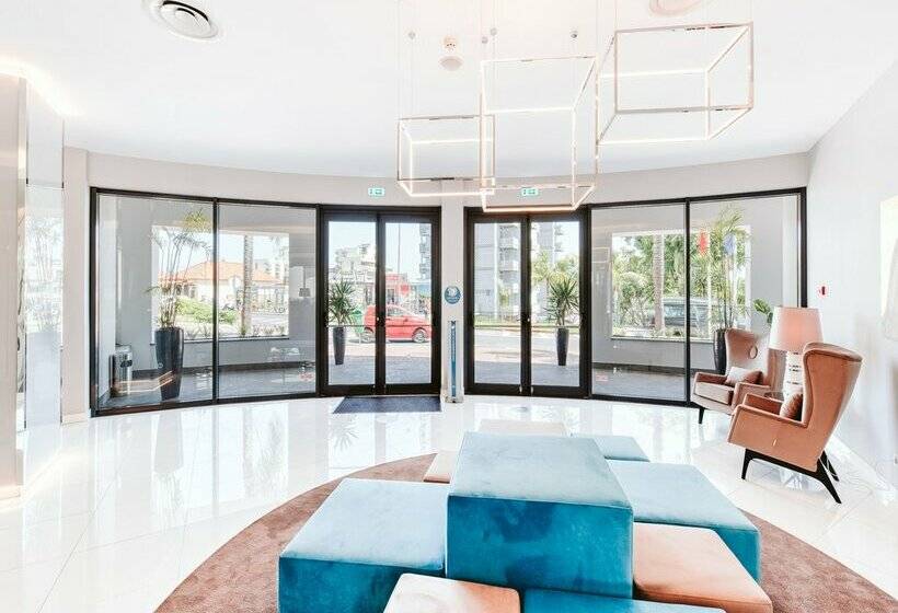 هتل Vila Baleira Funchal