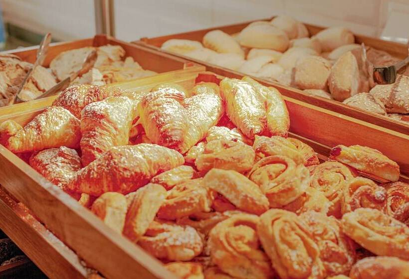 هتل Vila Baleira Funchal