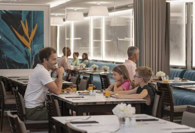 هتل Vila Baleira Funchal