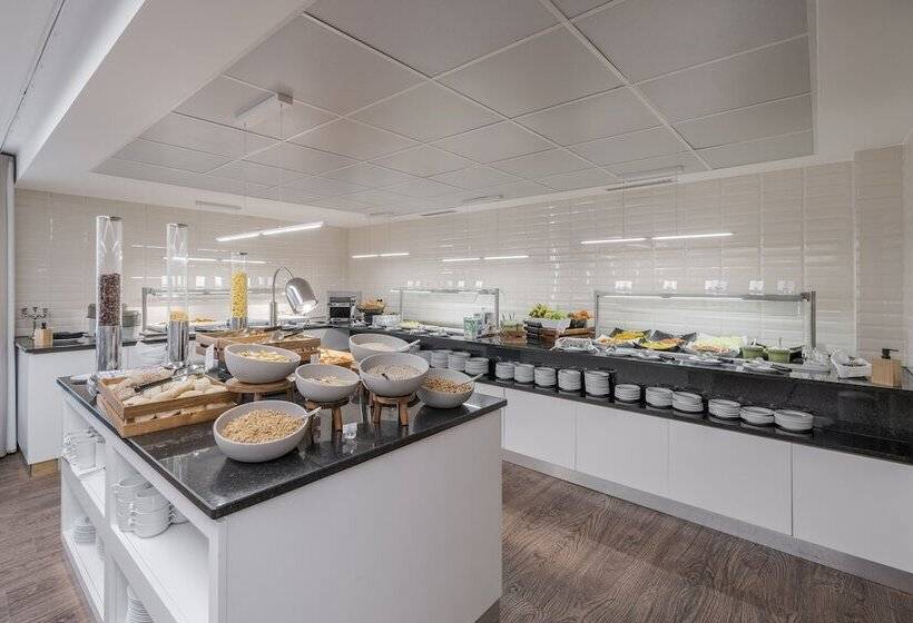 هتل Vila Baleira Funchal