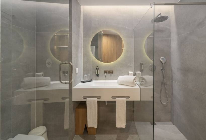 هتل Vila Baleira Funchal