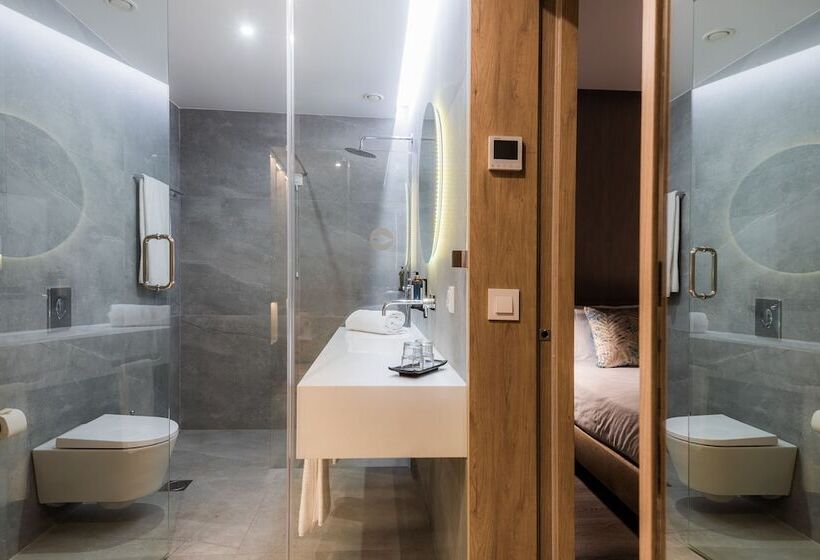 هتل Vila Baleira Funchal