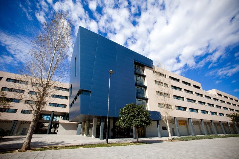 فندق Villa Alojamiento Y Congresos   Villa Universitaria