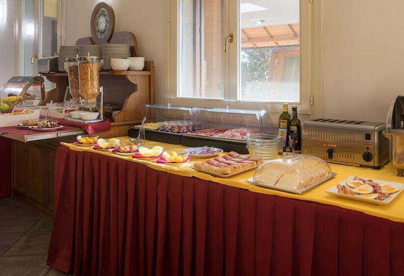 فندق Villa Molinari