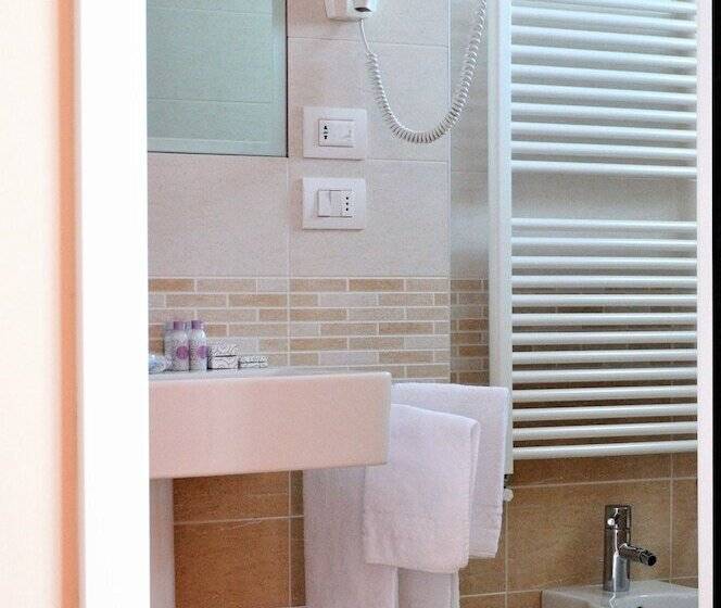 فندق Villa Molinari