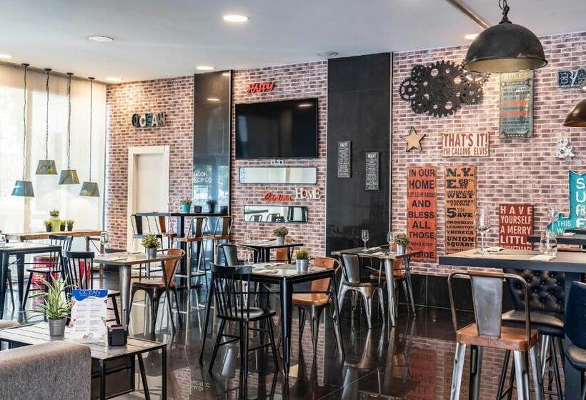 هتل Catalonia Málaga