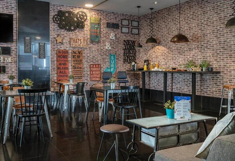 هتل Catalonia Málaga