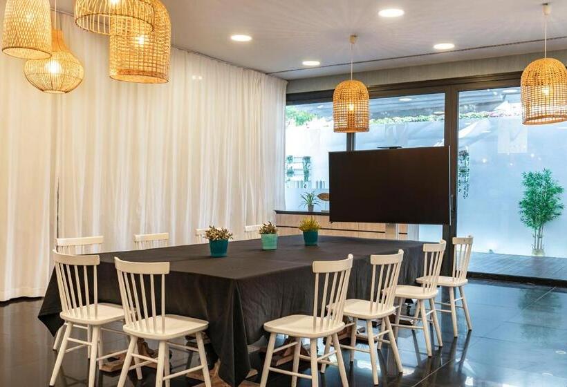 هتل Catalonia Málaga