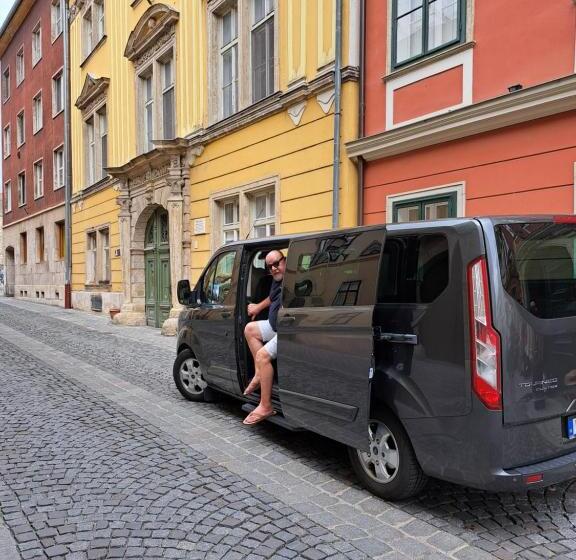 בית מלון כפרי Wollner