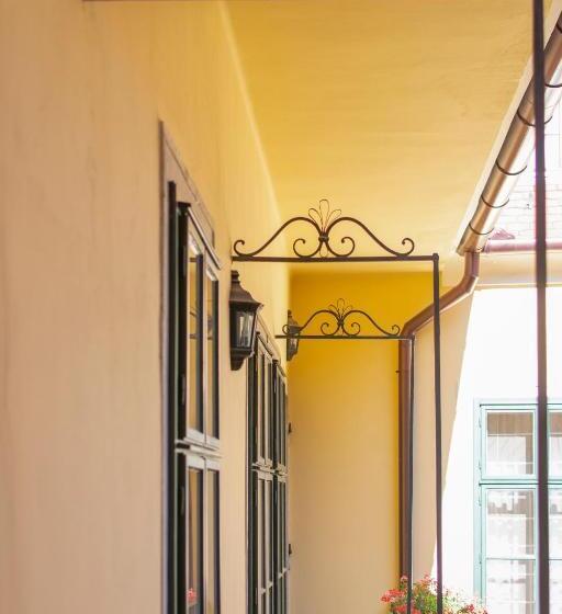 בית מלון כפרי Wollner