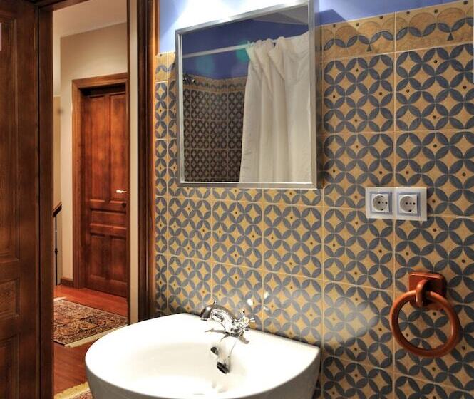 La Casona De La Roza