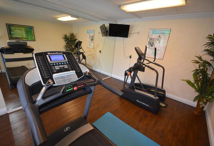 호텔 Midpointe  By Rosen S & Resorts