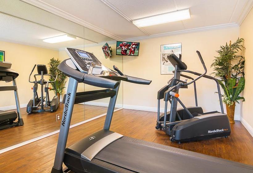 호텔 Midpointe  By Rosen S & Resorts