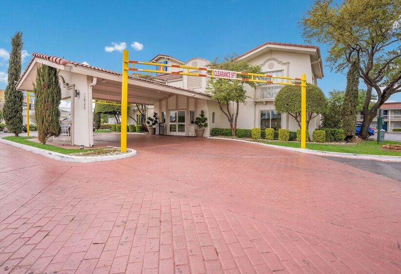 Motel 6dallas, Tx  Market Center