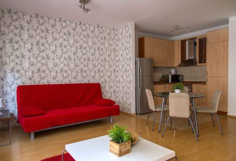 Opera Residence