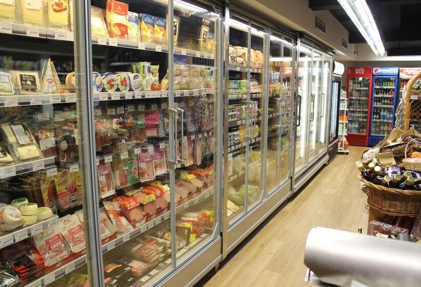 Apartamentos Turisticos Paraiso