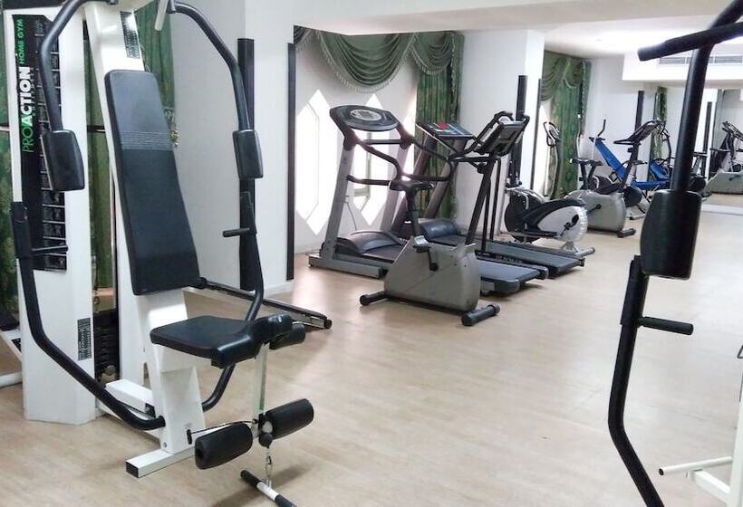 Royal Crown Hotel & Suites