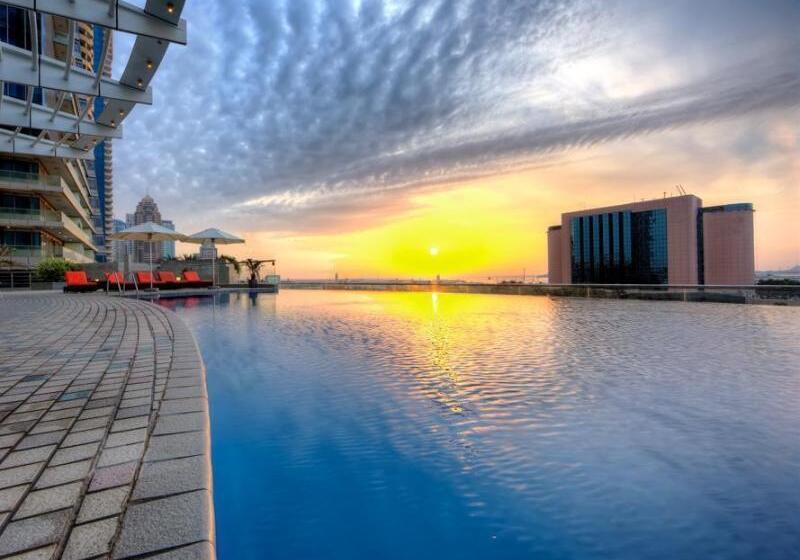 Tamani Marina Hotel & Apartments