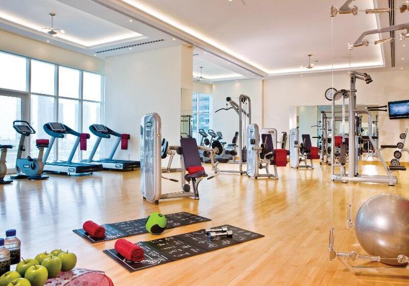 Tamani Marina Hotel & Apartments