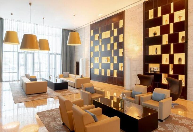 Radisson Blu Residence, Dubai Marina