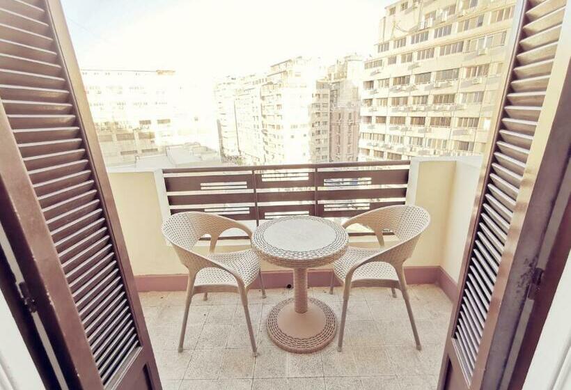 فندق صغير Golden Palace