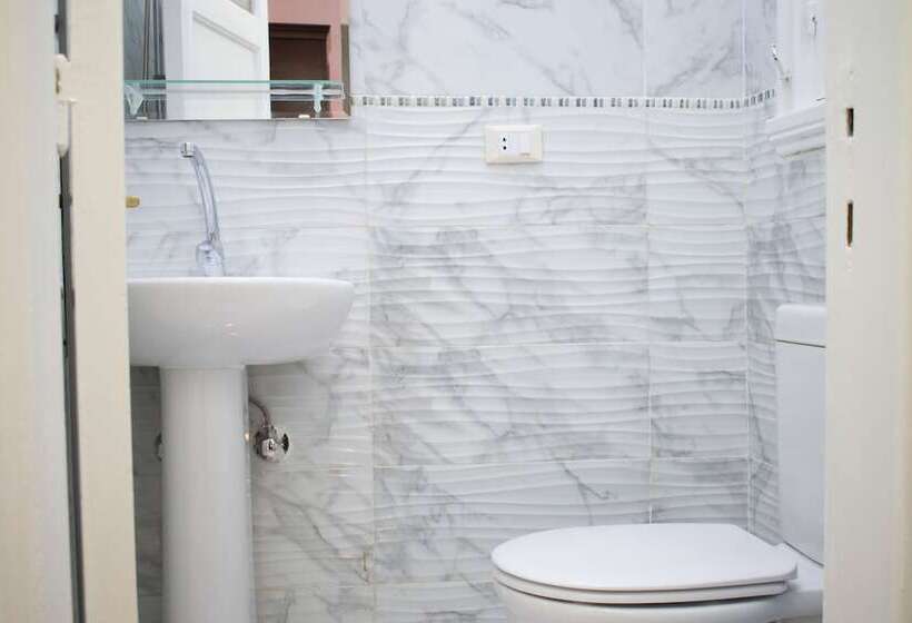 فندق صغير Golden Palace