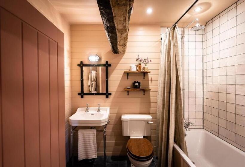 הוסטל Royal Oak Ramsden