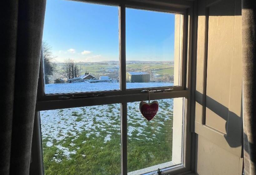 호스텔 The Fleece Inn At Barkisland