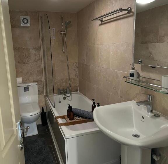 호스텔 The Fleece Inn At Barkisland