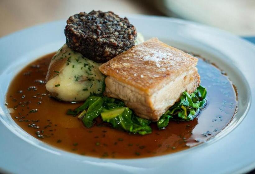 호스텔 The Fleece Inn At Barkisland