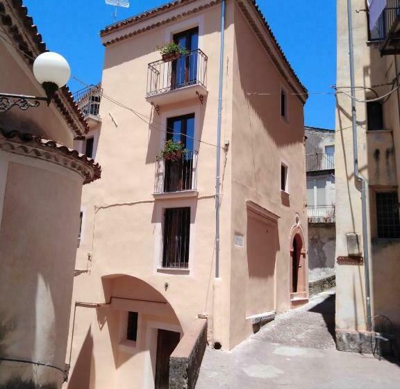 B&b Borgo Revelia