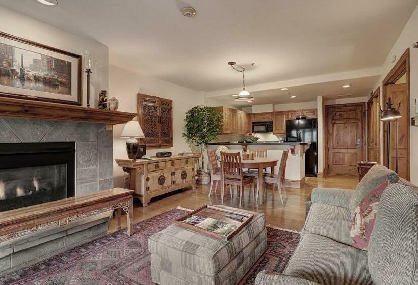 Beaver Creek Village