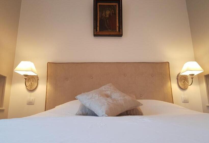 ベッドアンドブレックファースト Château De Salvert   Appartement & Chambre D Hôtes